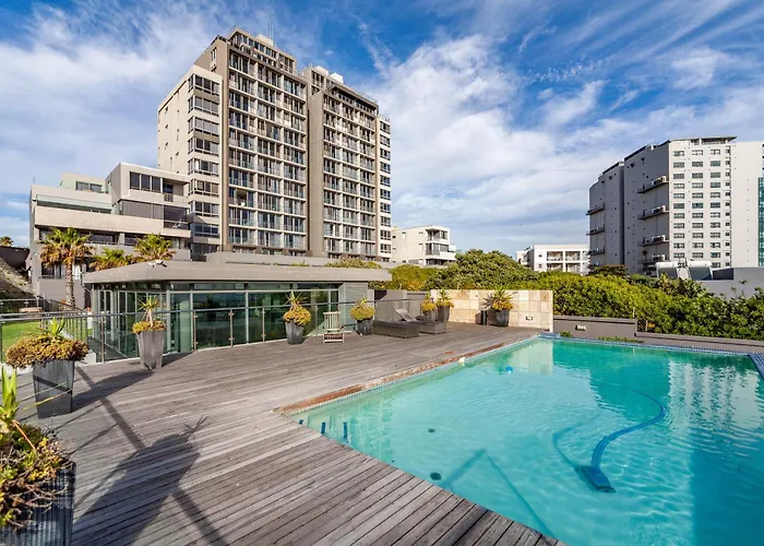 Modern Beachfront With Ocean Views - Infinity G9, Blouberg, Cape Town
