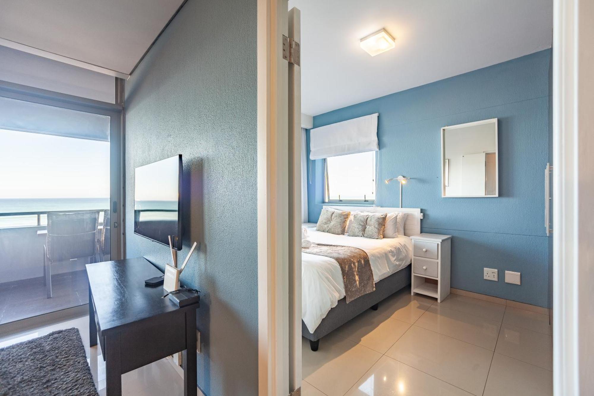 Apartment Modern Beachfront With Ocean Views - Infinity G9, Blouberg, Cape Town