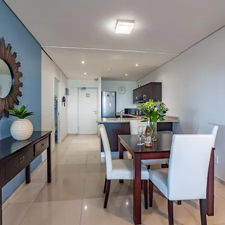 Modern Beachfront With Ocean Views - Infinity G9, Blouberg, Cape Town Bloubergstrand Exterior foto