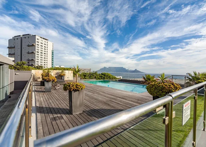 Modern Beachfront With Ocean Views - Infinity G9, Blouberg, Cape Town